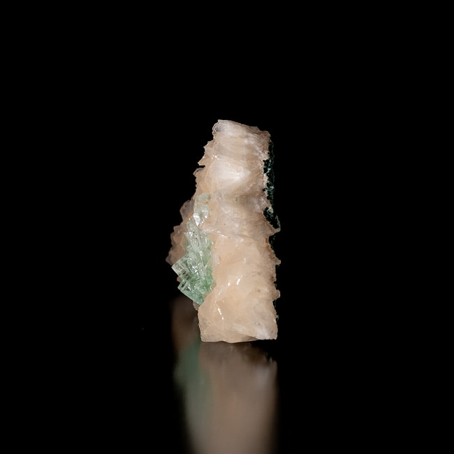 【一点物】グリーンアポフィライト原石 【51g】稀少石 3 - 別角度からの写真です