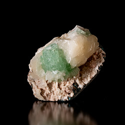 【一点物】グリーンアポフィライト原石 【90g】稀少石 - サブ4