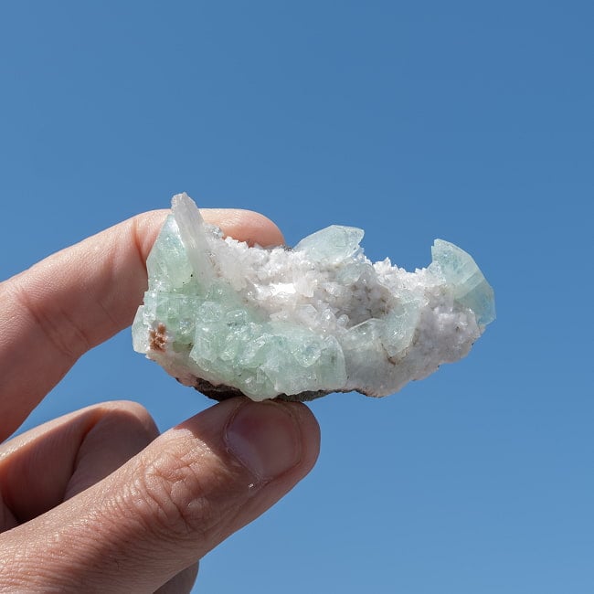 【一点物】グリーンアポフィライト原石 【44g】稀少石 7 - 太陽光にかざすと美しさが際立ちます