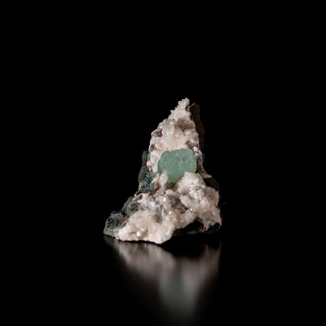 【一点物】グリーンアポフィライト原石 【49.5g】稀少石 2 - 別角度からの写真です