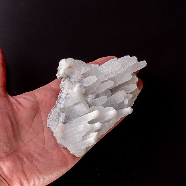 【一点物】ドゥルージークォーツ原石 【261.5g】稀少石 6 - このくらいのサイズ感になります。