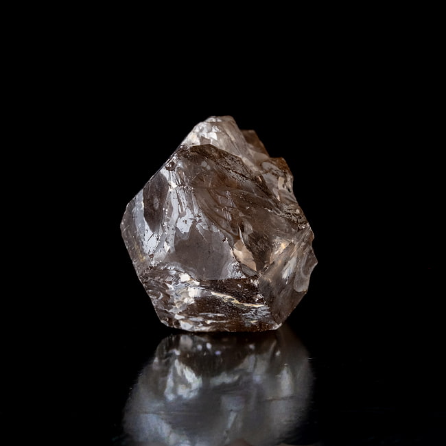 【一点物】スリランカ産エレスチャルスモーキークォーツ 【119.5g】稀少石 3 - 別角度からの写真です