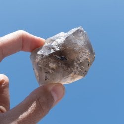 【一点物】スリランカ産エレスチャルスモーキークォーツ 【119.5g】稀少石の画像