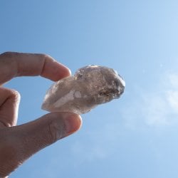 【一点物】スリランカ産エレスチャルスモーキークォーツ 【94.5g】稀少石の画像