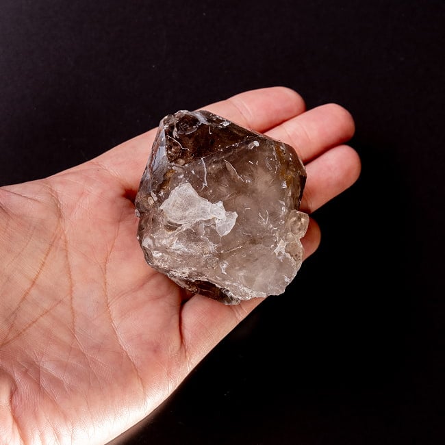 【一点物】スリランカ産エレスチャルスモーキークォーツ 【193.5g】稀少石 7 - このくらいのサイズ感になります。