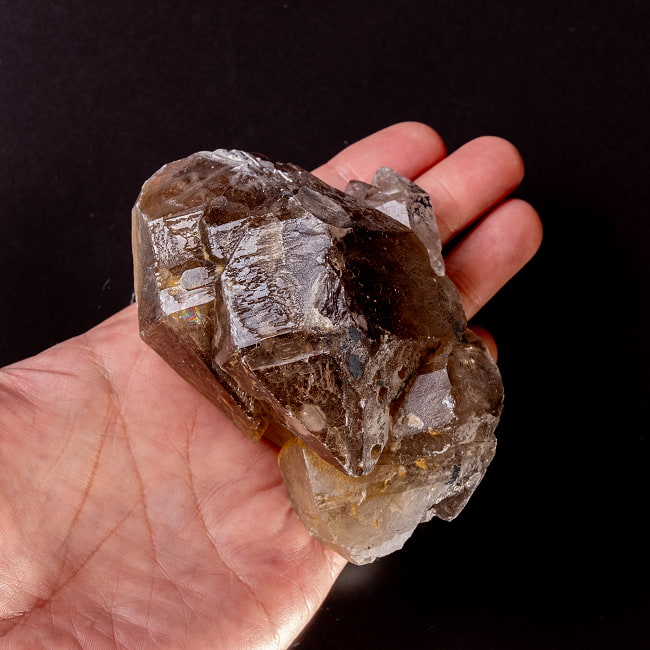 【一点物】スリランカ産エレスチャルスモーキークォーツ 【434.5g】稀少石 6 - このくらいのサイズ感になります。