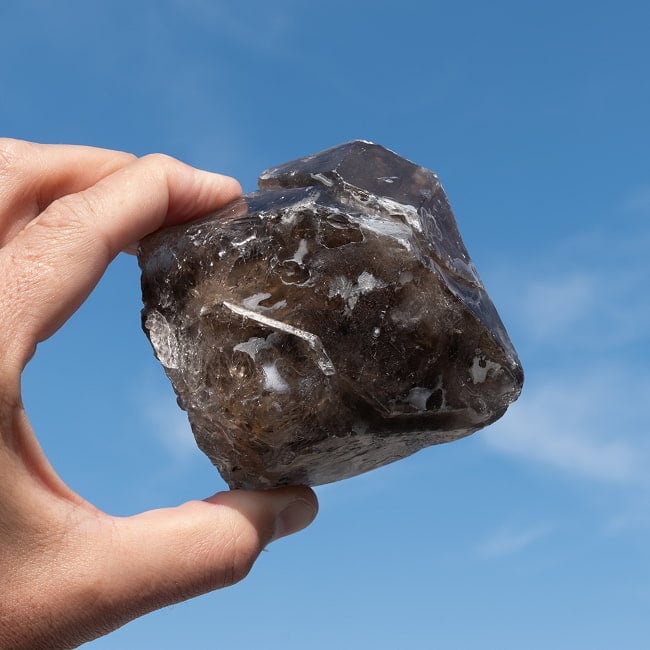 【一点物】スリランカ産エレスチャルスモーキークォーツ 【454g】稀少石 7 - 太陽光にかざすと美しさが際立ちます