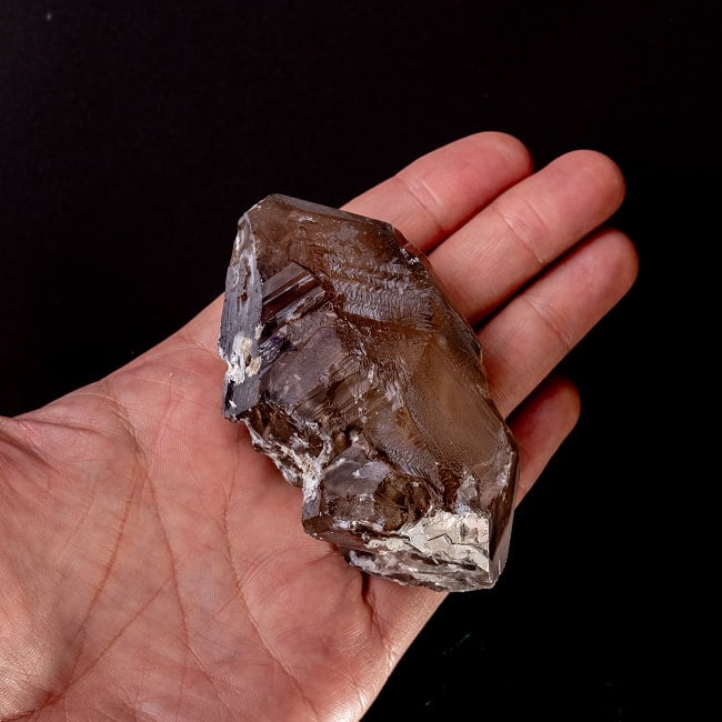 【一点物】スリランカ産エレスチャルスモーキークォーツ 【196g】稀少石 7 - このくらいのサイズ感になります。