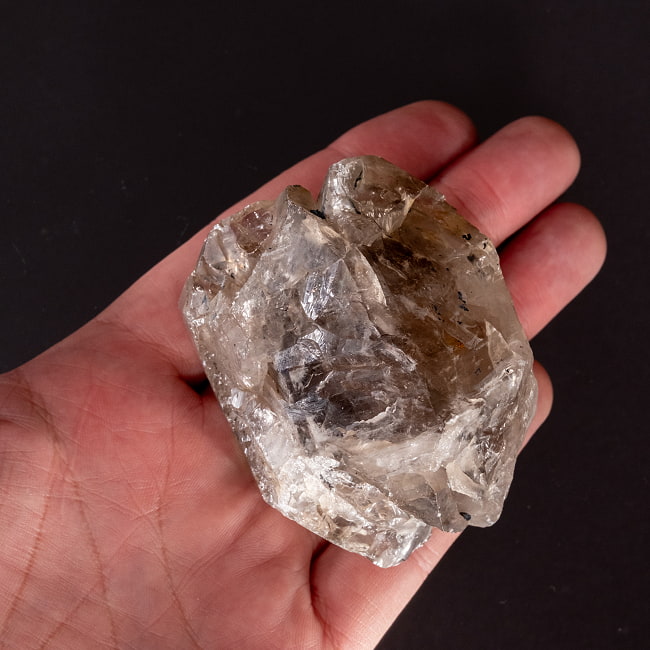 【一点物】スリランカ産エレスチャルスモーキークォーツ 【198.5g】稀少石 6 - このくらいのサイズ感になります。