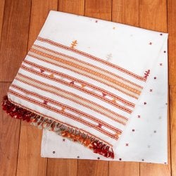 ブジョーディ村の手織りショール