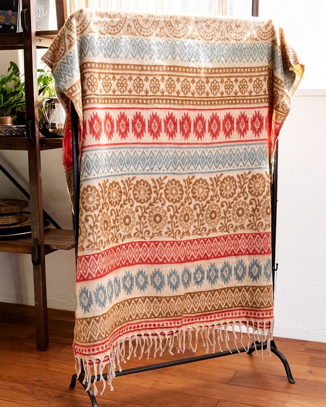 〔各色あり〕肌触りが良く　ふんわり暖かい　インド伝統　更紗柄　大判ストール・ショール〔約200cm×約95cm〕 2 - とても素敵なデザインです