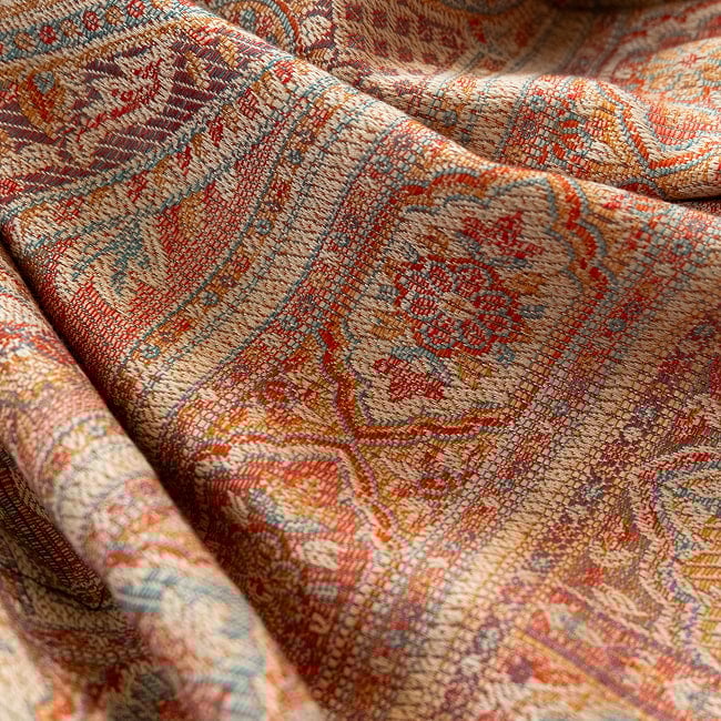 〔各色あり〕滑らかな肌触り インド伝統カシミール ペイズリーの大判ストール・ショール〔約210cm×約110cm〕 7 - 色使いもシックで落ち着いたデザインです