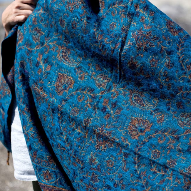 〔各色あり〕インドの伝統更紗柄　ふんわり大判ストール・ショール〔210cm×95cm〕 7 - ペイズリーや唐草模様が素敵です