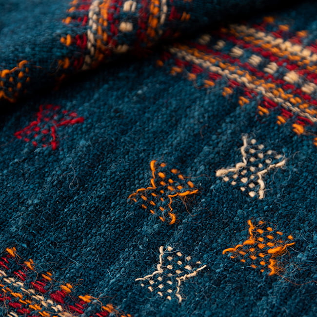 【1点もの】ブジョーディ村の手織りショール 3 - 絶妙な色の組み合わせが可愛いですね。