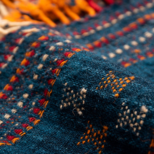 【1点もの】ブジョーディ村の手織りショール 9 - 独特な雰囲気がとても素敵です。
