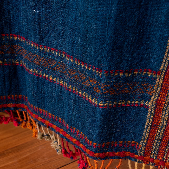 【1点もの】ブジョーディ村の手織りショール 10 - 別の角度から撮ってみました。