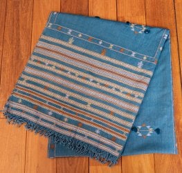 ブジョーディ村の手織りショール(NP-STOL-75)