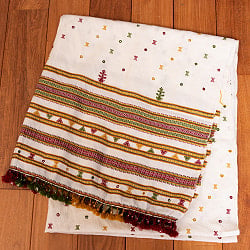 ブジョーディ村の手織りショールの商品写真