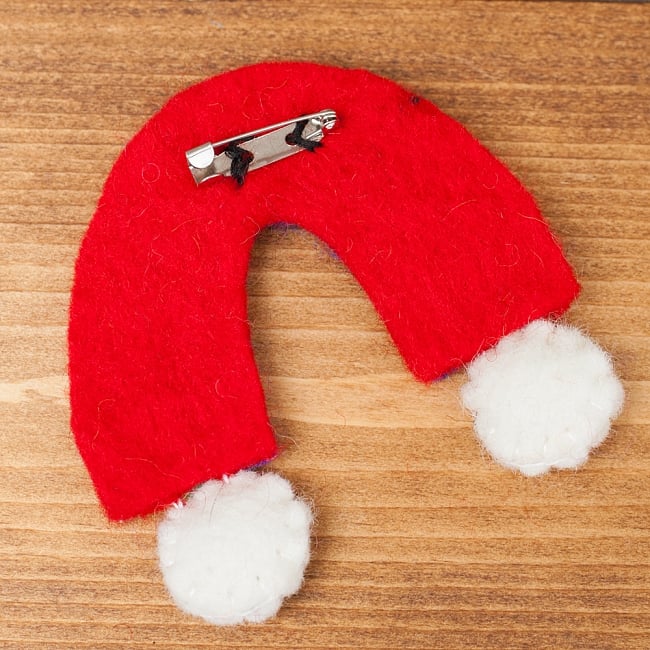 【5個セット】虹と雲のスマイルブローチ 4 - 裏面の様子です。