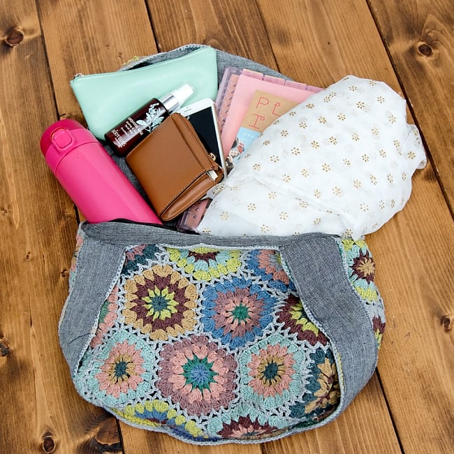 【全2色】お花刺繍のショルダーバッグ【山型・小】グリーン 10 - 水筒や簡単な羽織もの等たっぷり入ります^^※こちらは色違い商品です