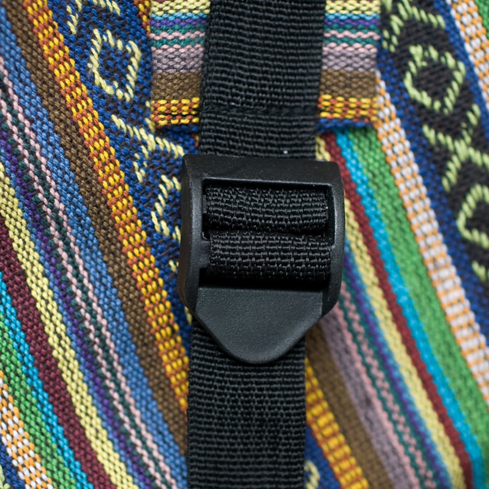 ネパールゲリのバックパック - 緑×青×茶系 7 - こちらで、長さは調節可能です。