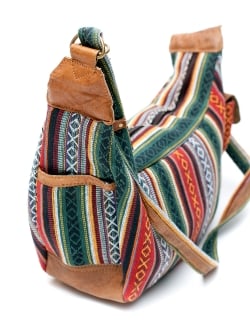 エスノ刺繍のバナナ型レザーショルダーバッグ - 緑系 - サブ5