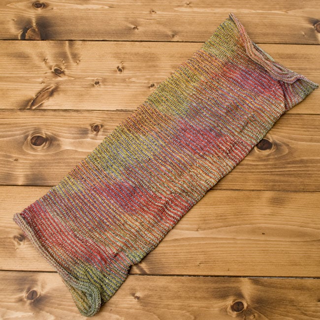 何通りも楽しめる!魔法のターバン 【黄×赤×オレンジ】の商品写真 2枚目 広げるとこのような形をしています。お好みに合わせてお使いください。