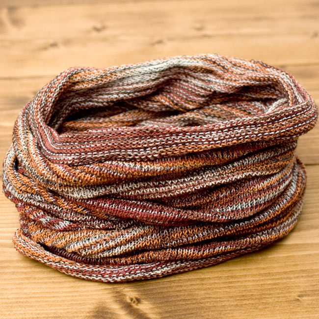 何通りも楽しめる!魔法のターバン 【オレンジ×赤×茶】の商品写真 1枚目 その日の気分で色々な巻き方ができちゃいます!