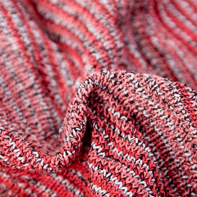 何通りも楽しめる！魔法のターバン - 赤×ピンク  5 - くしゅくしゅっとしてみました。コットンなので肌にもやさしいですよ。