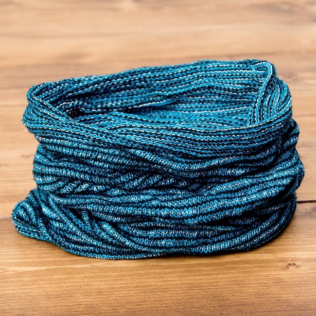 何通りも楽しめる!魔法のターバン - ブルー の商品写真 1枚目 その日の気分で色々な巻き方ができちゃいます!