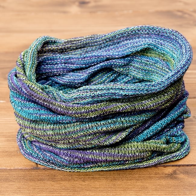 何通りも楽しめる!魔法のターバン - パープル×グリーン の商品写真 1枚目 その日の気分で色々な巻き方ができちゃいます!