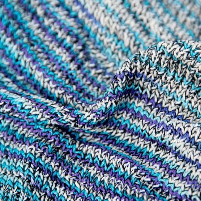 何通りも楽しめる!魔法のターバン - ブルー×パープル の商品写真 5枚目 くしゅくしゅっとしてみました。コットンなので肌にもやさしいですよ。