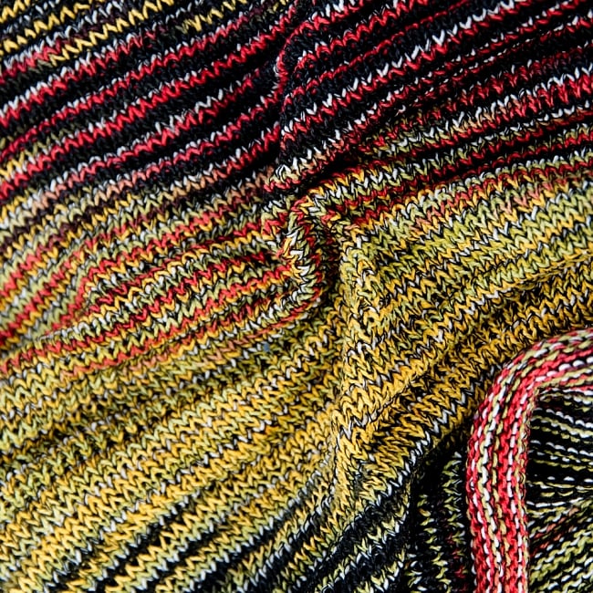 【ハーフサイズ】何通りも楽しめる!魔法のターバン - ラスタの商品写真 5枚目 くしゅくしゅっとしてみました。コットンなので肌にもやさしいですよ。