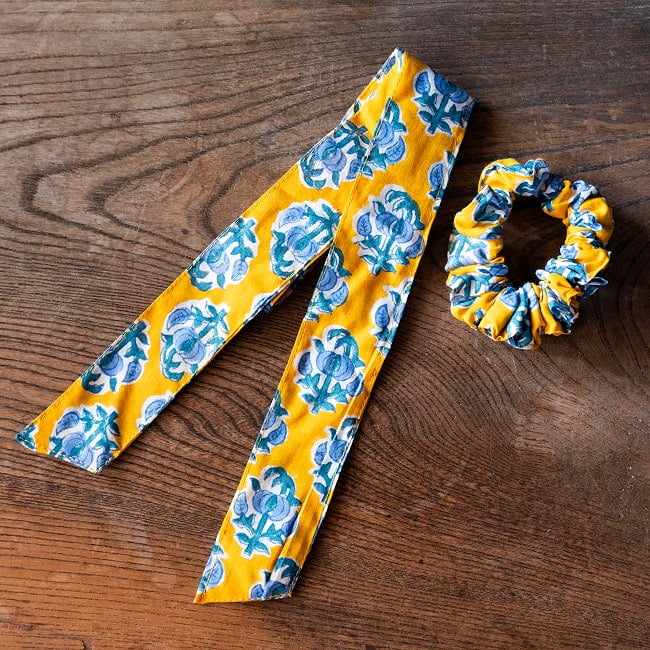 ウッドブロックプリントのリボン付きシュシュ 5 - 取り外し可能です。