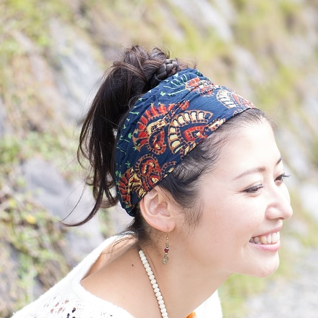エスニックな装いに!プシュカルコットンのヘアバンドの写真