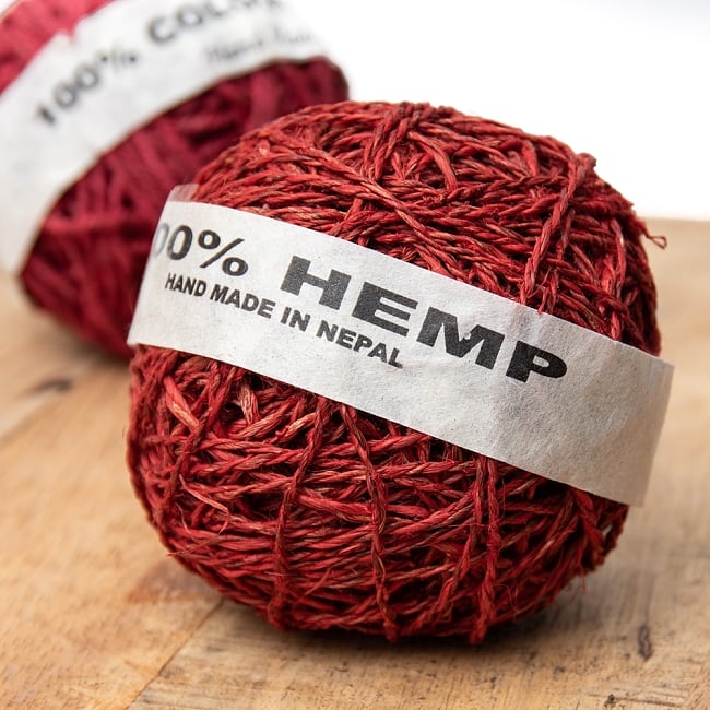 〔手芸用〕カラーヘンプボール - オレンジレッドの写真1枚目です。ヒマラヤを擁するネパールからやってきたヘンプの紐です。ヘンプボール,糸,手芸,毛糸