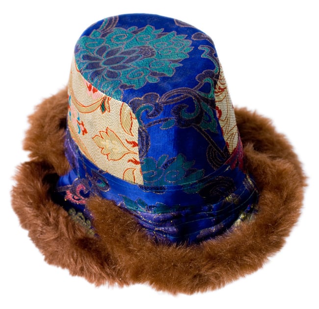 ラダックの伝統的な帽子 4 - 青い帽子を上から撮影しました