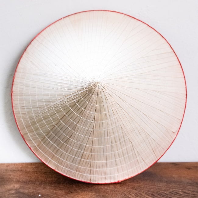 ベトナム文化の象徴 伝統傘 ノン・ラーMサイズ 2 - こちらはMサイズです