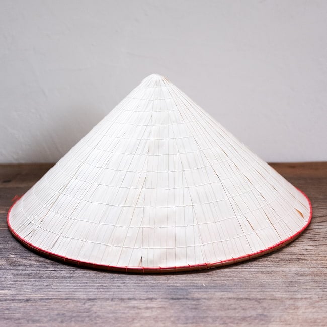 ベトナム文化の象徴 伝統傘 ノン・ラーMサイズ 3 - こちらはMサイズです