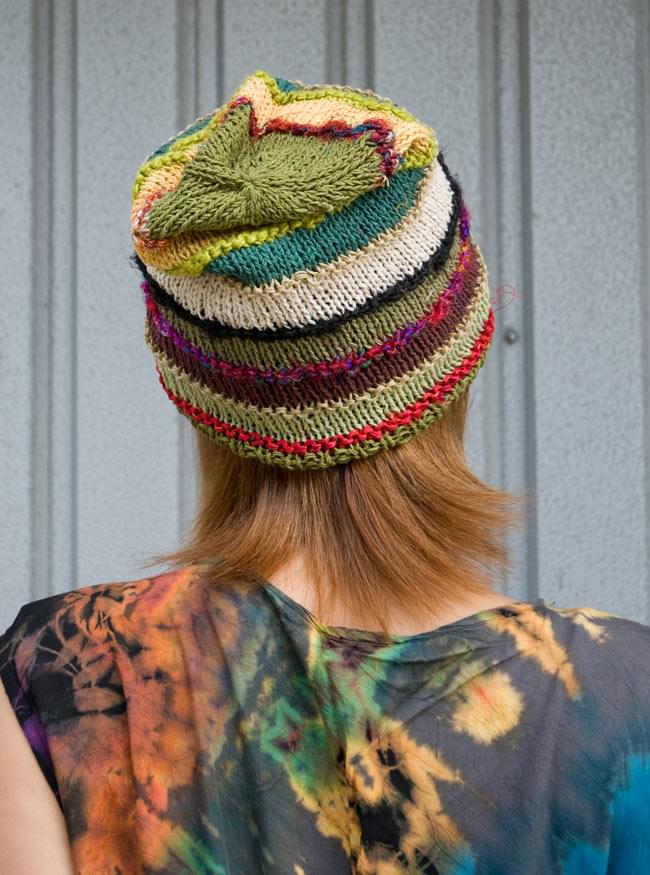 カラフルコットンのボーダーニット帽 【カーキ】 2 - 後ろから撮ってみました。