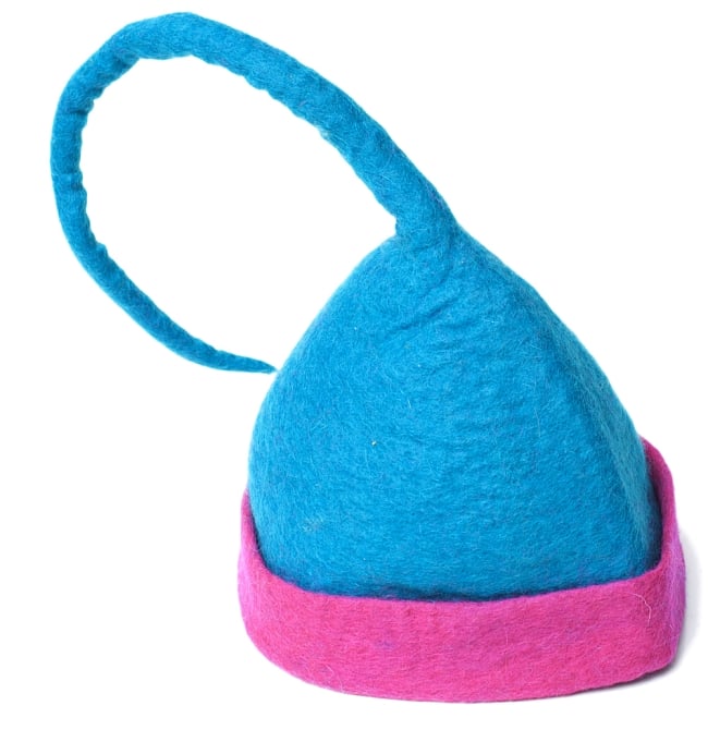 ヒマラヤ星人の帽子 【水色×ピンク】 2 - 立てて見ました。ぴょんと突き出たとんがりがキュートです。