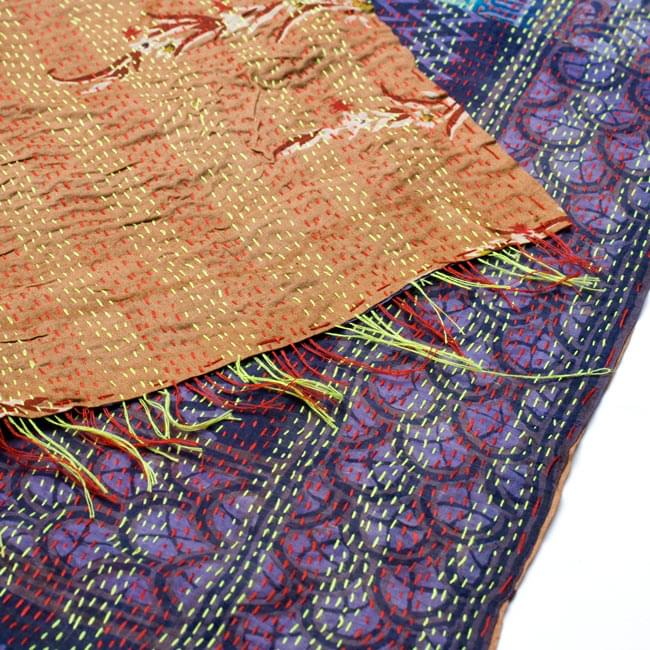 【1点物】インドのカンタ刺繍スカーフ (188cm×50cm) 6 - 反対面を折り返してみました。リバーシブルでお楽しみ頂けます。