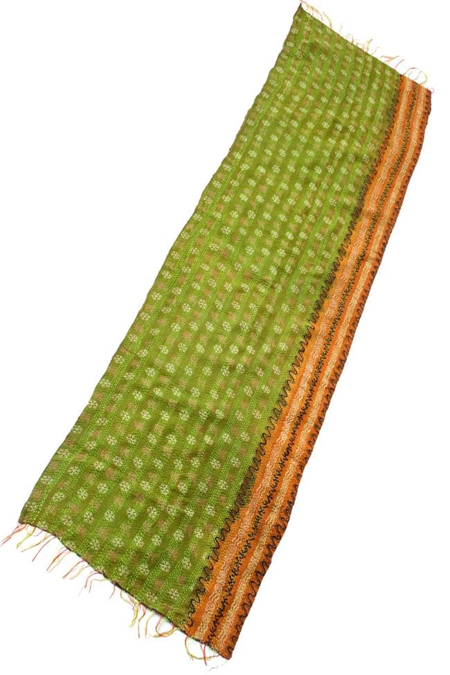 【1点物】インドのカンタ刺繍スカーフ (180cm×48cm)の写真