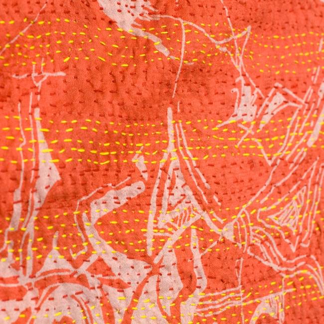 【1点物】インドのカンタ刺繍スカーフ (178cm×48cm) 7 - 他の箇所をアップにしてみました。