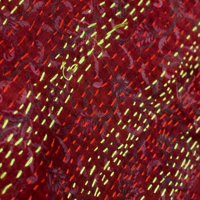 【1点物】インドのカンタ刺繍スカーフ (180cm×50cm) 4 - ひと針ひと針丁寧に縫われており、ため息の出る美しさです。