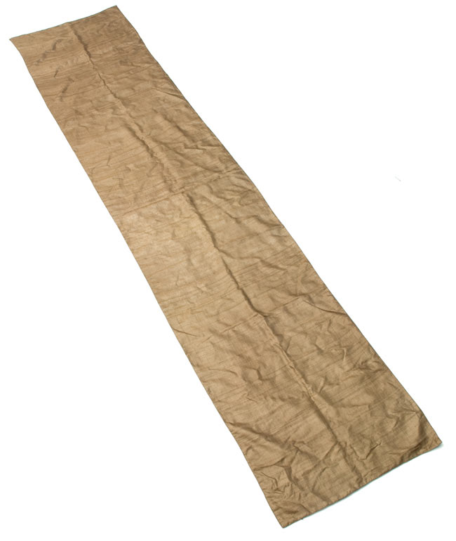 【1点物・インド最高級品】インドのカンタ刺繍ストール 13 - 裏面はとてもシンプルです。シルク地なのでとても軽くて気持ち良いです。