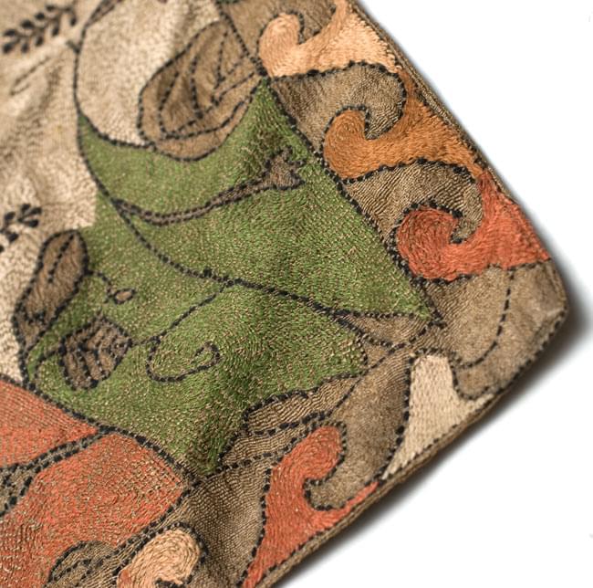 【1点物・インド最高級品】インドのカンタ刺繍ストール 8 - この模様、すべて刺し子で縫われています。あまりの細かさに目がクラクラしそうです。