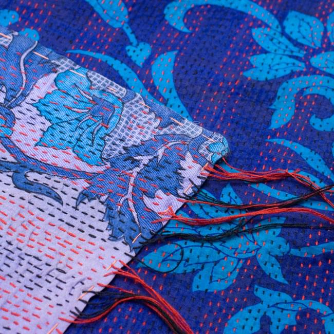 【1点物】インドのカンタ刺繍ショール (200cm×90cm) 5 - 反対面を折り返してみました。リバーシブルでお楽しみ頂けます。