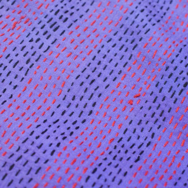 【1点物】インドのカンタ刺繍ショール (200cm×90cm) 7 - 他の箇所をアップにしてみました。