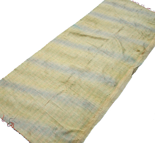 【1点物】インドのカンタ刺繍ショール (215cm×82cm) 9 - 反対の面の全体像です。